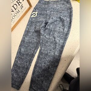Peloton leggings.